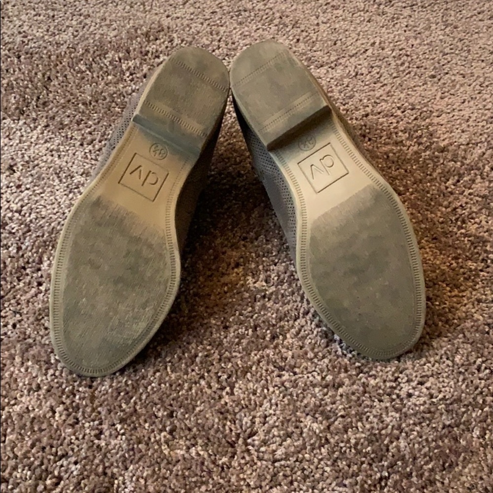 Boots - Picture 4 of 4